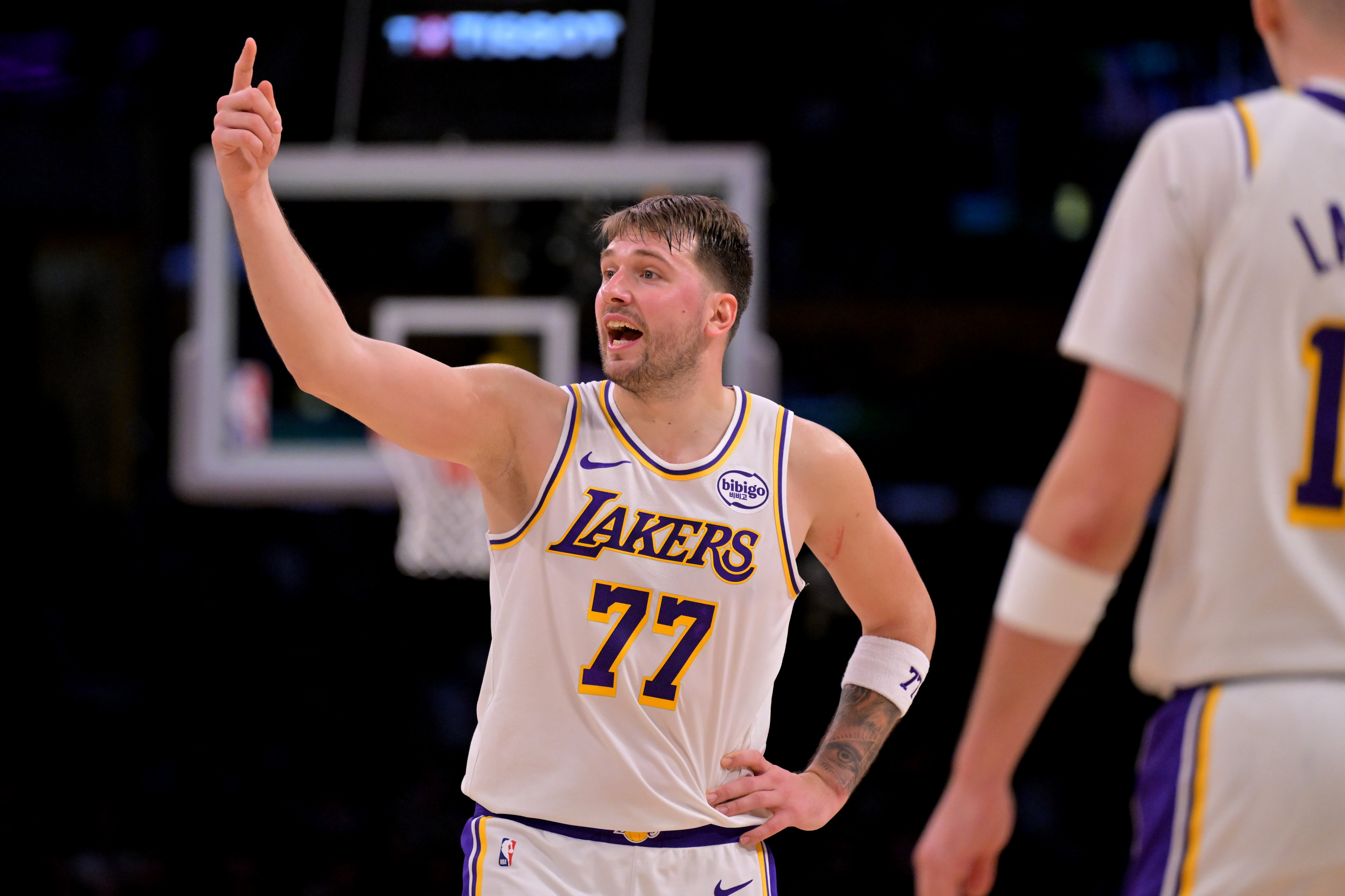 湖人开始理解哈里森了？东契奇的问题不仅是防守 更在于他的态度