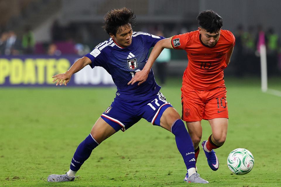 开云在线-遗憾?曝德甲豪门冬窗邀王钰栋!给转会费仍告吹,需降薪超250万